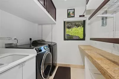 7001 Robles St, Coral Gables, FL 33143 - Photo 14