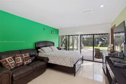 7001 Robles St, Coral Gables, FL 33143 - Photo 10