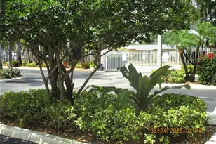 4802 Washington St, Hollywood, FL 33021 - Photo 2