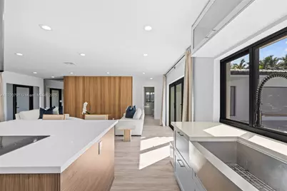 116 W 1st Ct, Miami Beach, FL 33139 - Photo 16