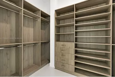 2040 NE 121st Rd, North Miami, FL 33181 - Photo 28