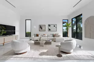 2040 NE 121st Rd, North Miami, FL 33181 - Photo 6