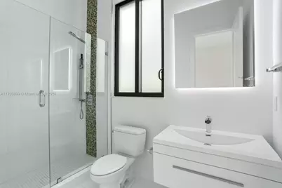 2040 NE 121st Rd, North Miami, FL 33181 - Photo 32