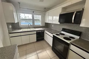 1825 S Ocean Dr, Hallandale Beach, FL 33009 - Photo 2