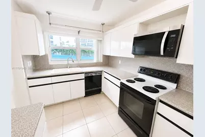 1825 S Ocean Dr #401, Hallandale Beach, FL 33009 - Photo 2