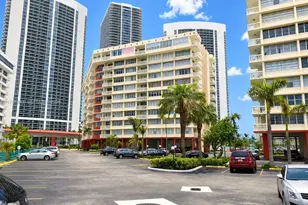 1825 S Ocean Dr, Hallandale Beach, FL 33009 - Photo 16