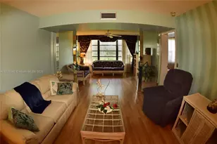 6085 Balboa Cir, Boca Raton, FL 33433 - Photo 2