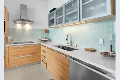 2020 N Bayshore Dr #1008, Miami, FL 33137 - Photo 6