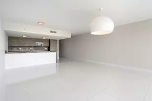 400 Sunny Isles Blvd, Sunny Isles Beach, FL 33160 - Photo 8