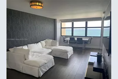 2555 Collins Ave #1409, Miami Beach, FL 33140 - Photo 10