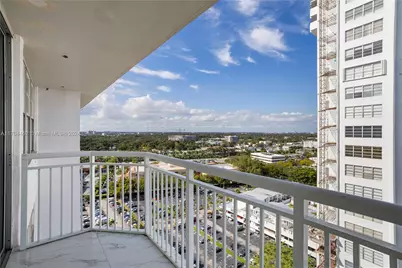 18051 Biscayne Blvd #1904-1, Aventura, FL 33160 - Photo 14