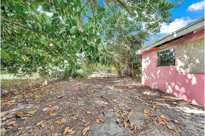 2100 NW 76th St, Miami, FL 33147 - Photo 6