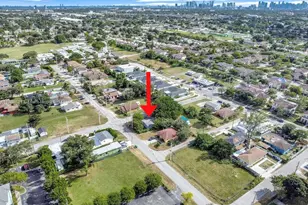 2100 NW 76th St, Miami, FL 33147 - Photo 36