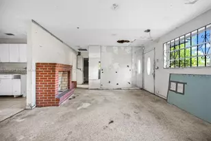 2100 NW 76th St, Miami, FL 33147 - Photo 16