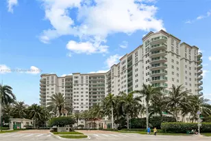 19900 E Country Club Dr, Aventura, FL 33180 - Photo 22