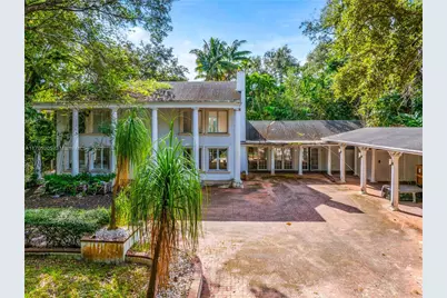 3720 Poinciana Ave, Miami, FL 33133 - Photo 1