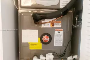 10304 Sunrise Lakes Blvd, Sunrise, FL 33322 - Photo 30