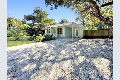 1820 SW 11th Ct, Fort Lauderdale, FL 33312 - Photo 4