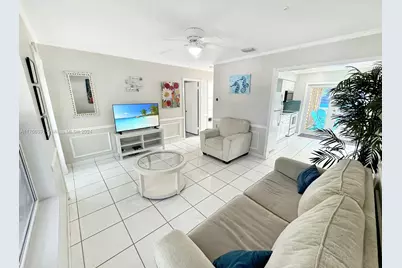 1820 SW 11th Ct, Fort Lauderdale, FL 33312 - Photo 10