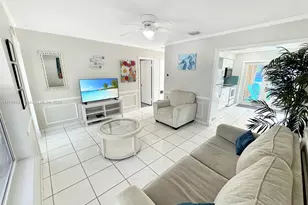 1820 SW 11th Ct, Fort Lauderdale, FL 33312 - Photo 10