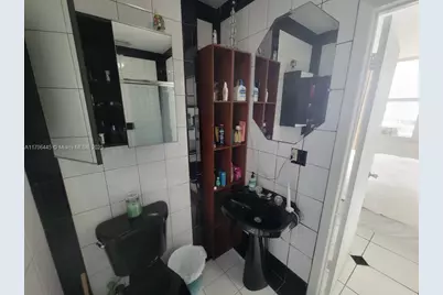 5601 Collins Ave #PH-9, Miami Beach, FL 33140 - Photo 30