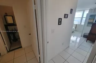 5601 Collins Ave, Miami Beach, FL 33140 - Photo 16
