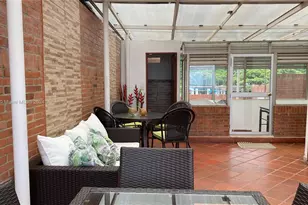 9 Avenida, , CA 76004 - Photo 16