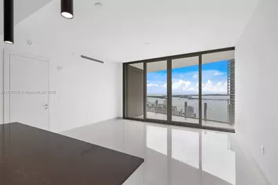 300 Biscayne Blvd Way #3406, Miami, FL 33131 - Photo 14