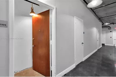 10 SW South River Drive #1109, Miami, FL 33130 - Photo 38