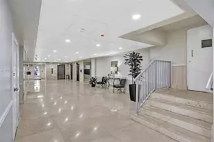 5005 Collins Ave, Miami Beach, FL 33140 - Photo 26