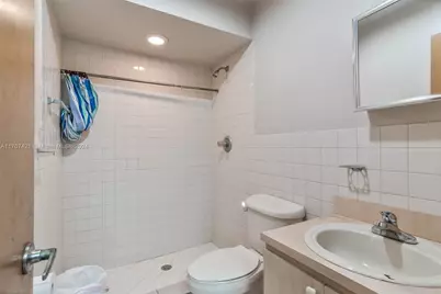 3200 NW South River Dr, Miami, FL 33142 - Photo 20