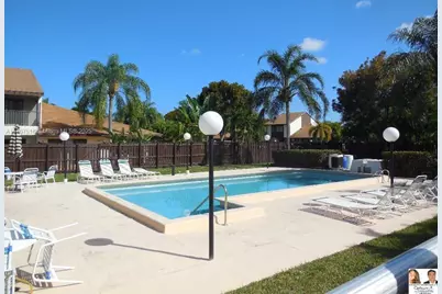 20033 NE 2nd Pl #20033, Miami, FL 33179 - Photo 26