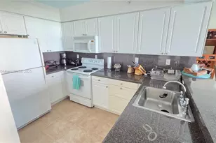 2501 S Ocean Dr, Hollywood, FL 33019 - Photo 4