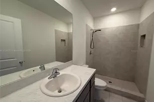 434 NE 13th St, Florida City, FL 33034 - Photo 8