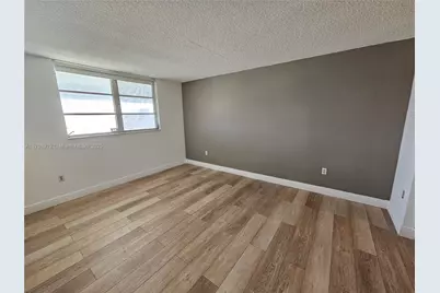 3600 NE 170th St #402, North Miami Beach, FL 33160 - Photo 18