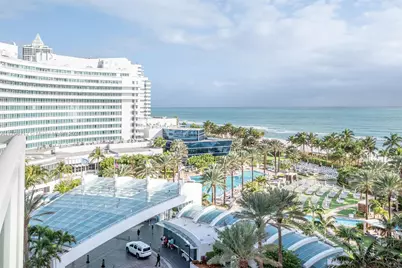 4401 Collins Ave #902, Miami Beach, FL 33140 - Photo 1