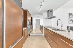 485 Brickell Ave, Miami, FL 33131 - Photo 6