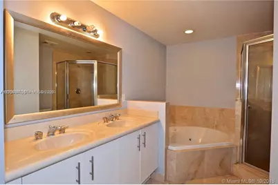 7900 Harbor Island Dr #806, North Bay Village, FL 33141 - Photo 18