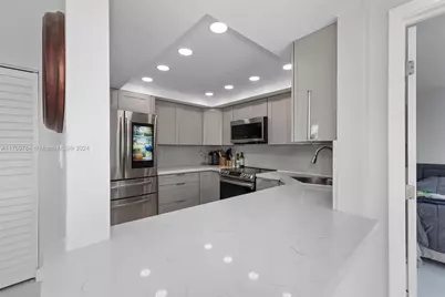 16546 NE 26th Ave #3J, North Miami Beach, FL 33160 - Photo 6