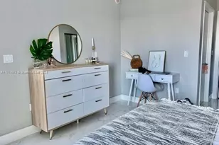 92 SW 3rd St, Miami, FL 33130 - Photo 8