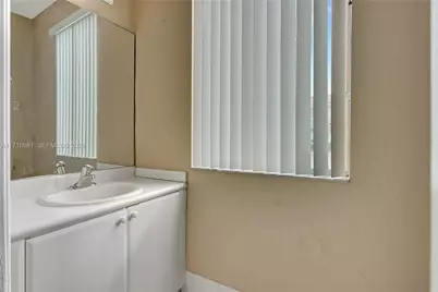 2874 SE 15th Rd #52, Homestead, FL 33035 - Photo 4