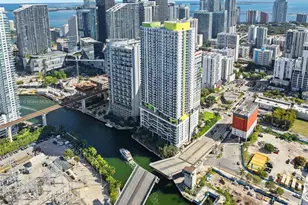 185 SW 7th St, Miami, FL 33130 - Photo 32