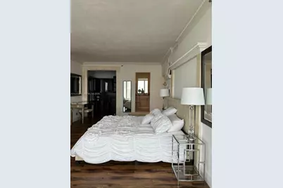 100 Lincoln Rd #PH7, Miami Beach, FL 33139 - Photo 20