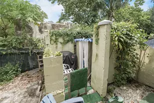 175 NW 68th St, Miami, FL 33150 - Photo 24