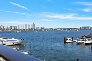 17301 Biscayne Blvd, North Miami Beach, FL 33160 - Photo 2