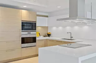 17301 Biscayne Blvd, North Miami Beach, FL 33160 - Photo 10