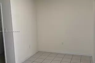 1395 NE 167th St, Miami, FL 33162 - Photo 20