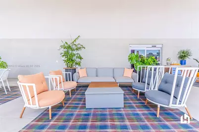 227 NE 2nd St #2412, Miami, FL 33132 - Photo 32