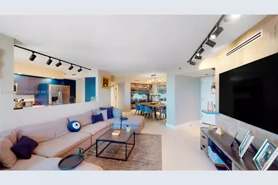 1000 W Island Blvd #2903, Aventura, FL 33160 - Photo 2