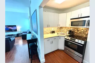 5445 Collins Ave #TS7, Miami Beach, FL 33140 - Photo 14